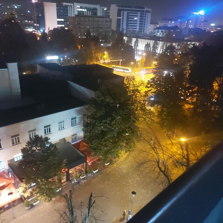 Apartman Pozoriste Penthaus بانيا لوكا المظهر الخارجي الصورة