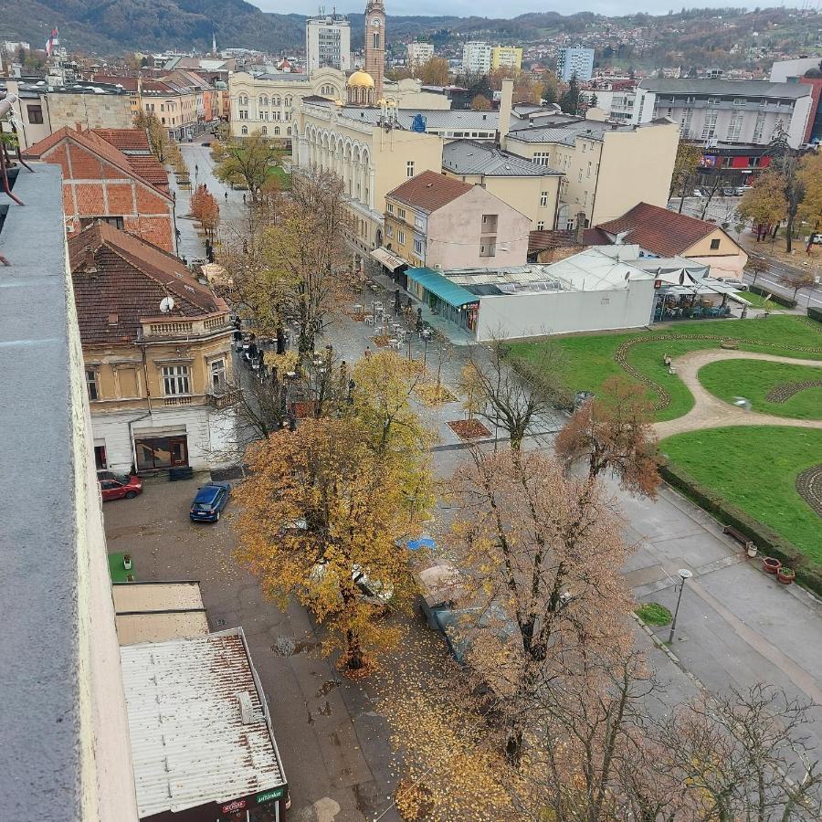 Apartman Pozoriste Penthaus بانيا لوكا المظهر الخارجي الصورة