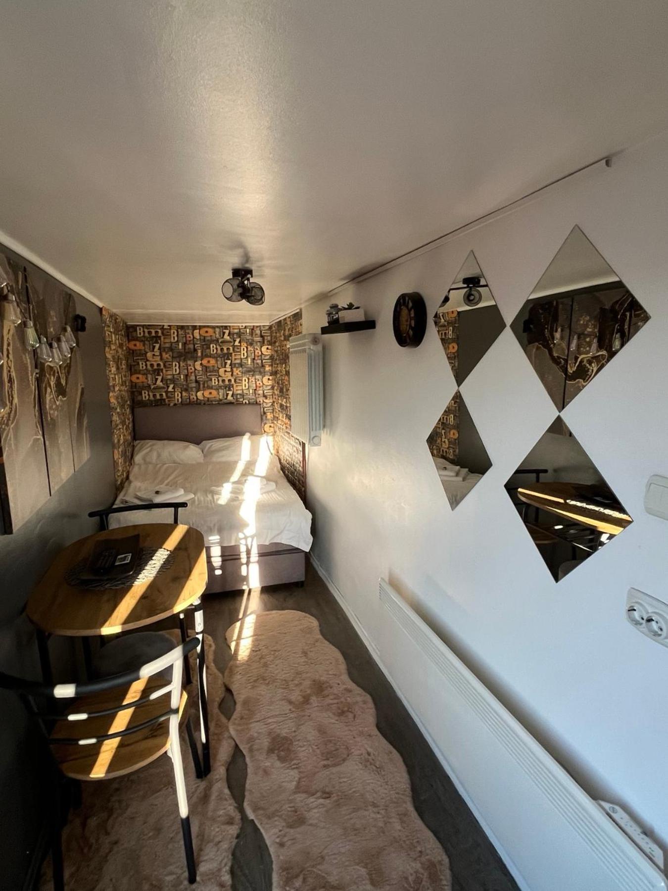 Apartman Pozoriste Penthaus بانيا لوكا المظهر الخارجي الصورة
